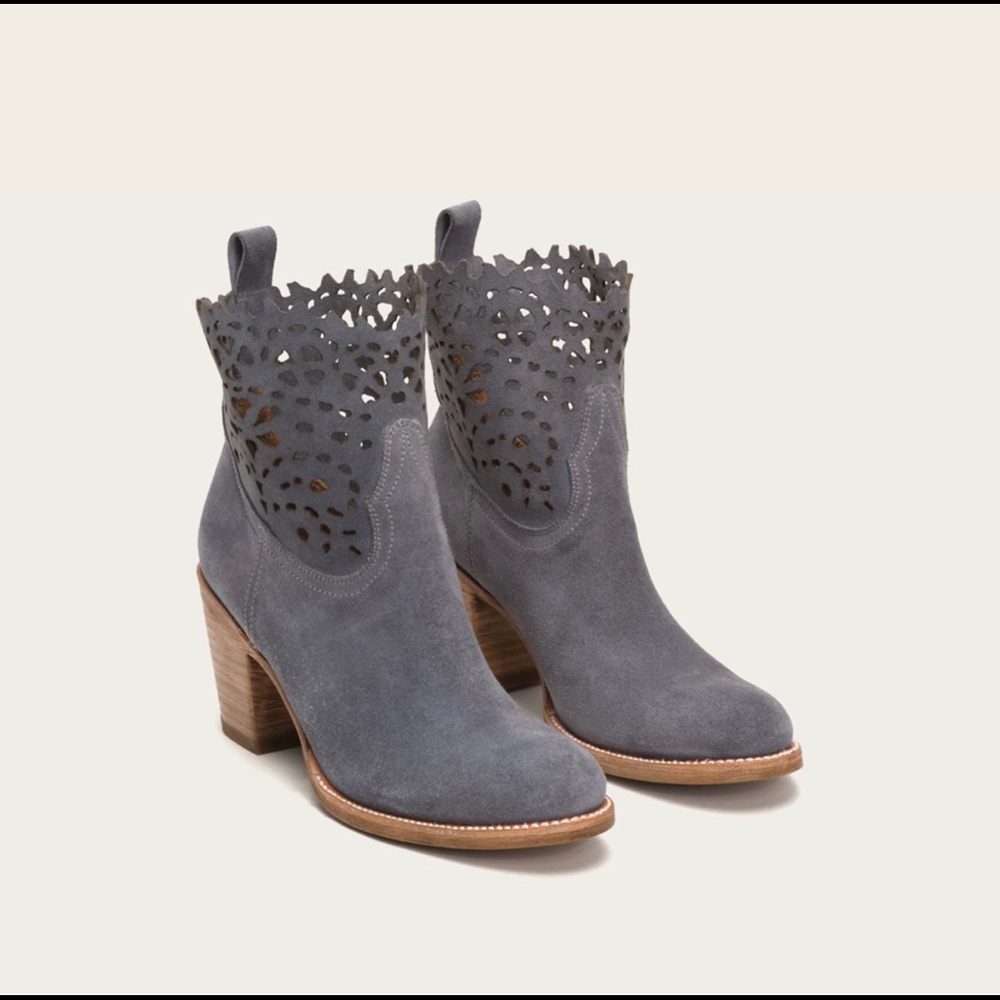 Frye Victoria Cut Short Ankle Boots Size 10B